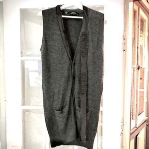 100% cashmere Long vest size M